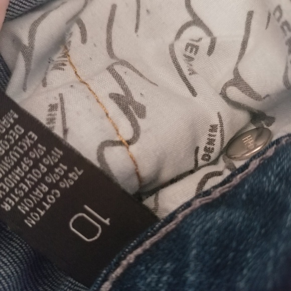 INC Skinny Leg Midern Fit Jeans Size 10 - Picture 6 of 6